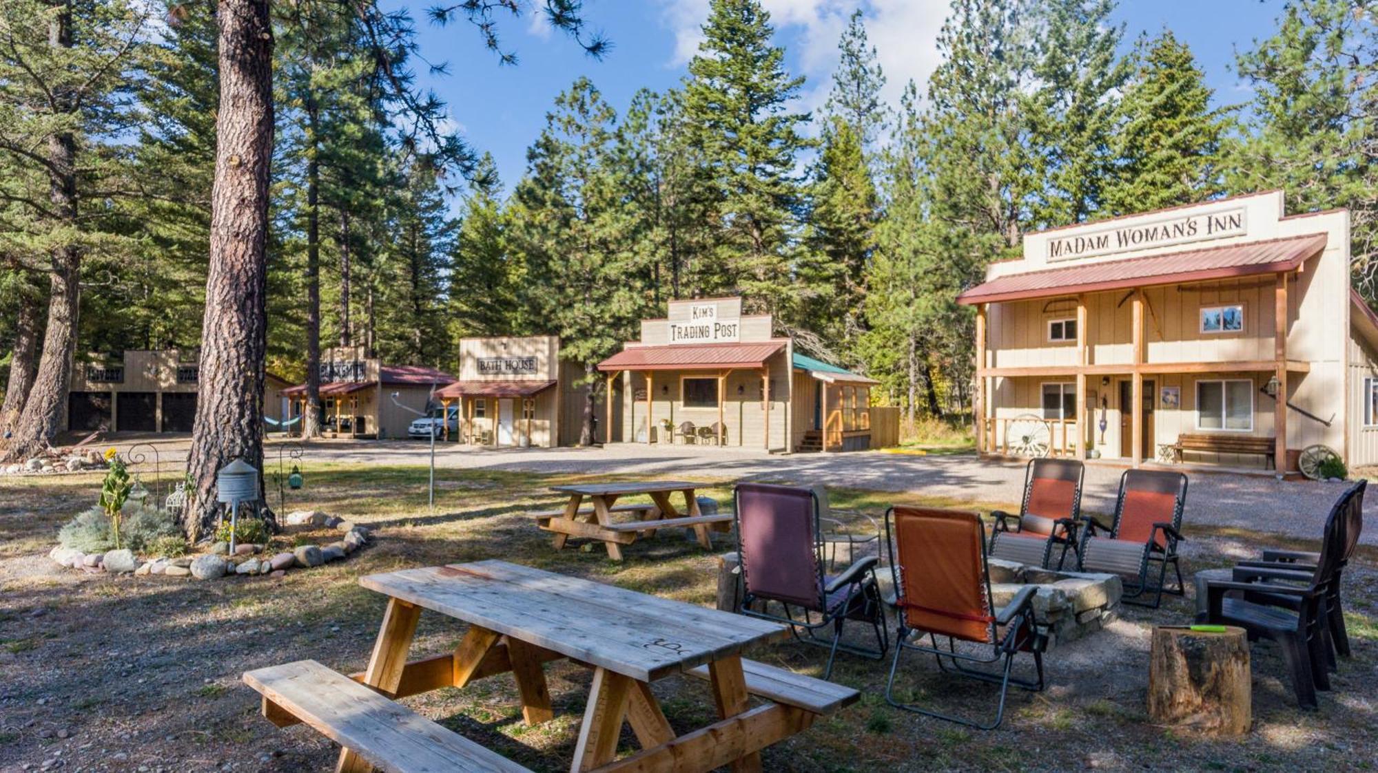 Fort Williamson Glacier Vacation Rentals Columbia Falls Eksteriør bilde